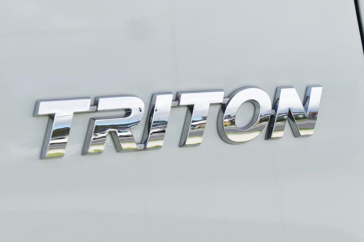 2024 Mitsubishi Triton GLX MR 4X4