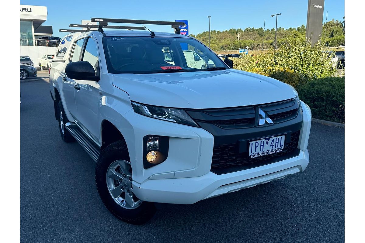 2019 Mitsubishi Triton GLX+ MR 4X4