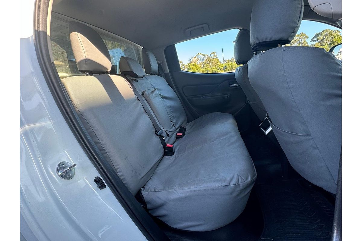 2019 Mitsubishi Triton GLX+ MR 4X4