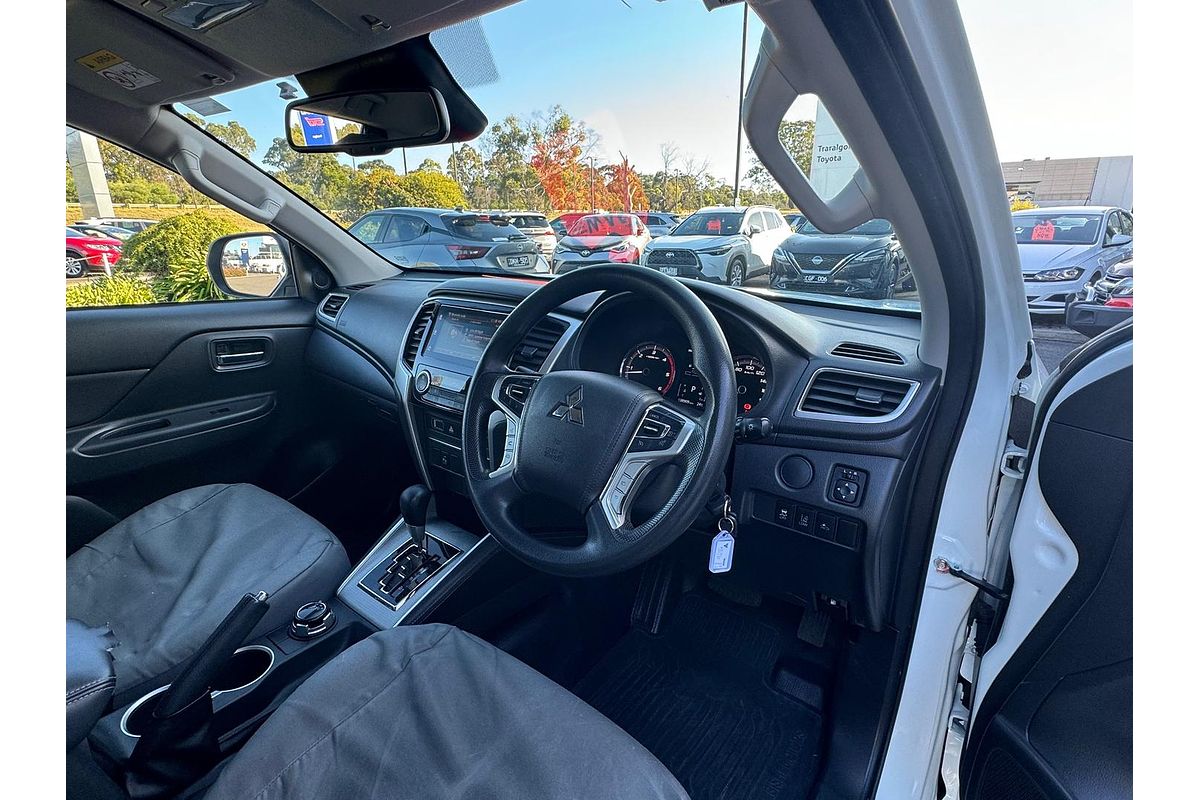 2019 Mitsubishi Triton GLX+ MR 4X4