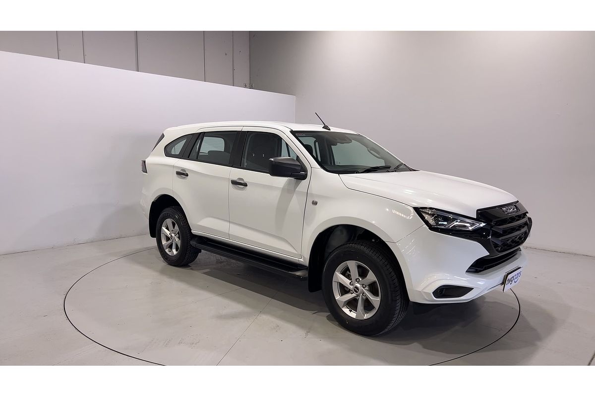 2023 Isuzu MU-X LS-M