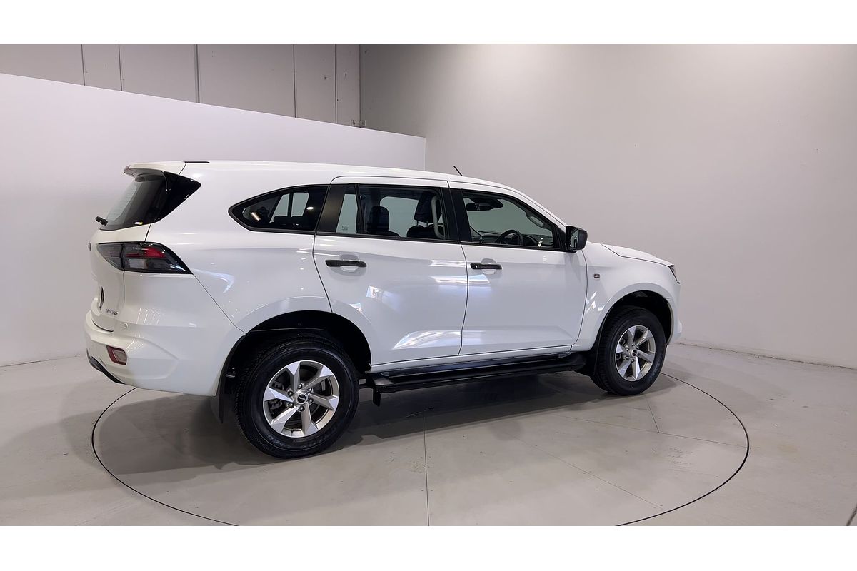 2023 Isuzu MU-X LS-M