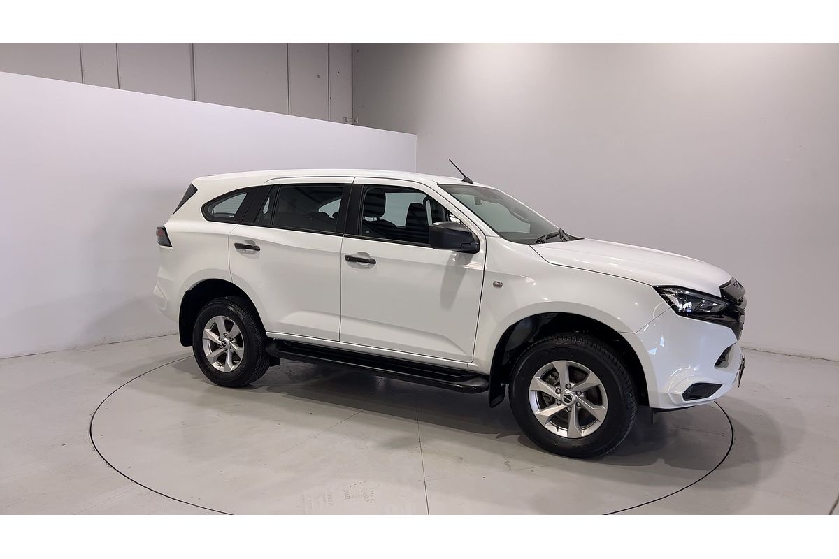 2023 Isuzu MU-X LS-M