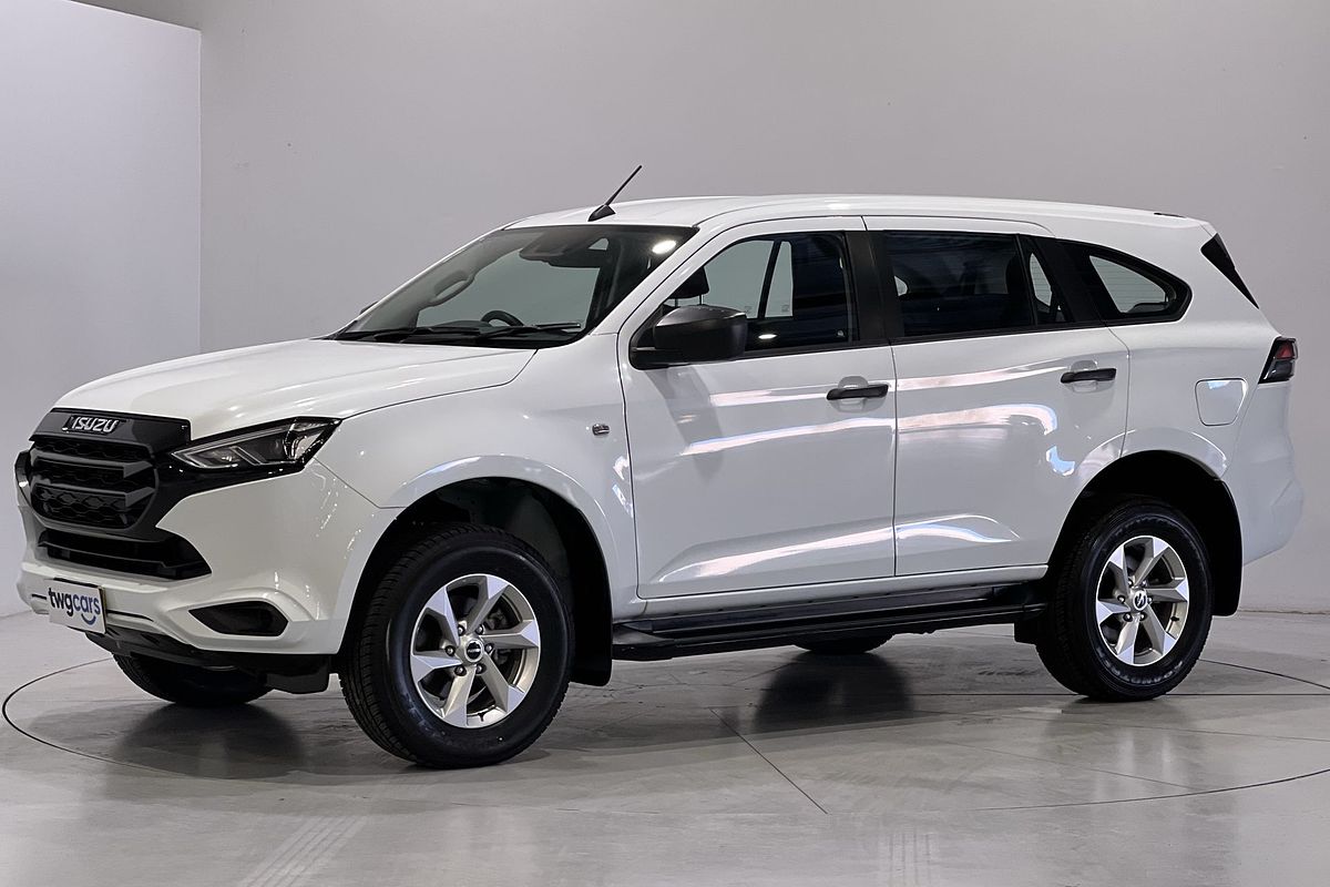 2023 Isuzu MU-X LS-M