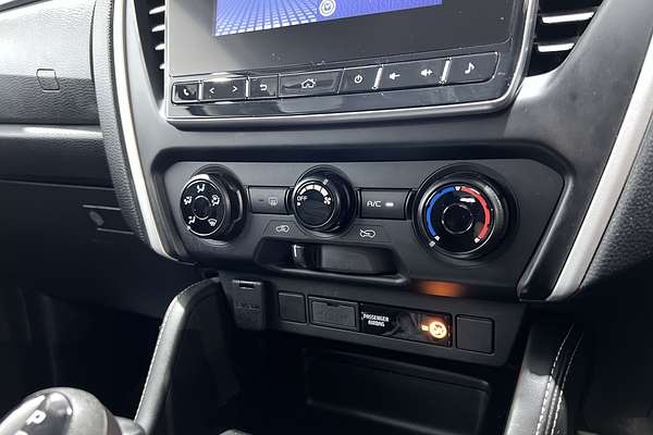2023 Isuzu MU-X LS-M