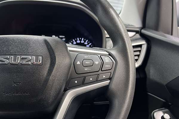 2023 Isuzu MU-X LS-M