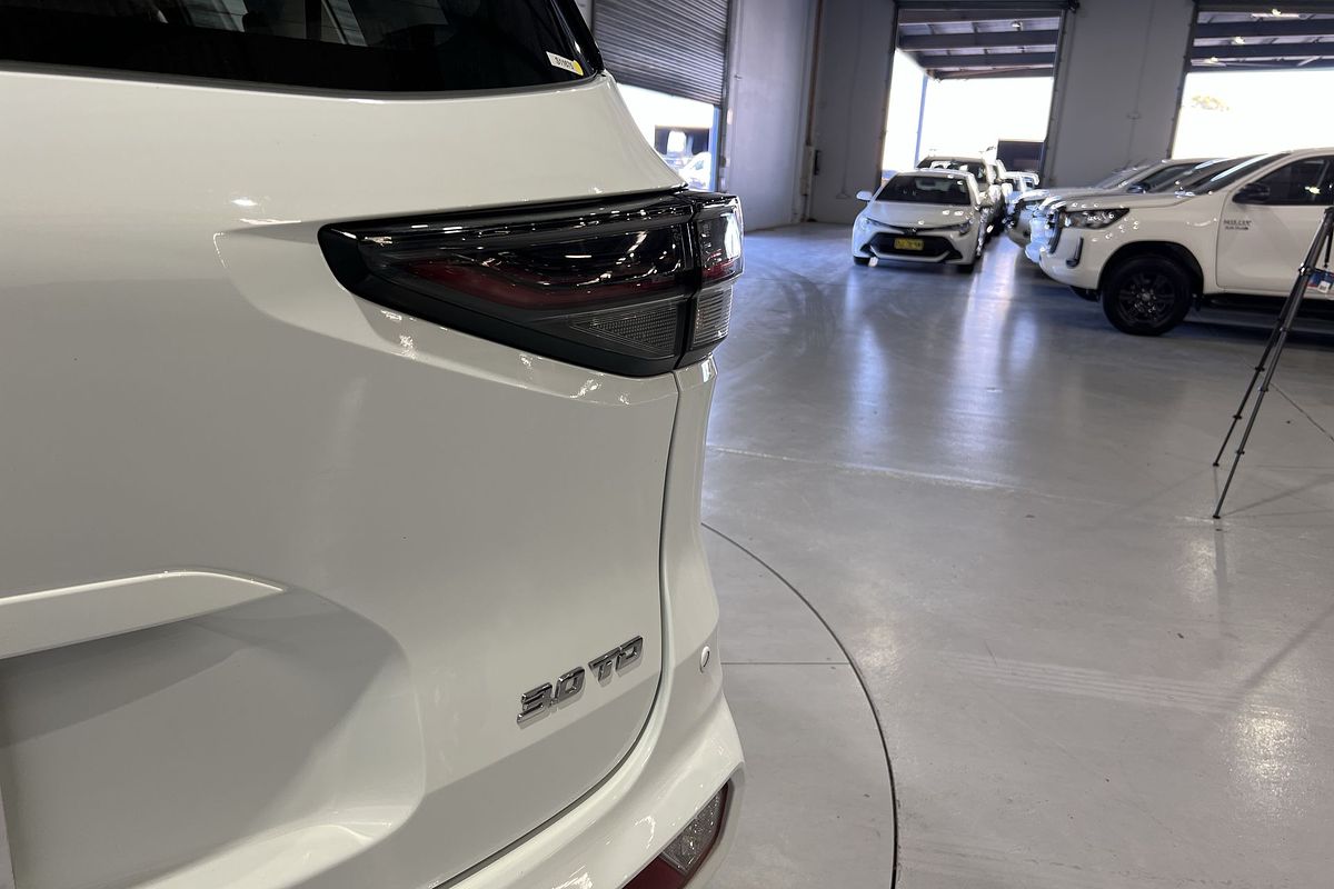 2023 Isuzu MU-X LS-M