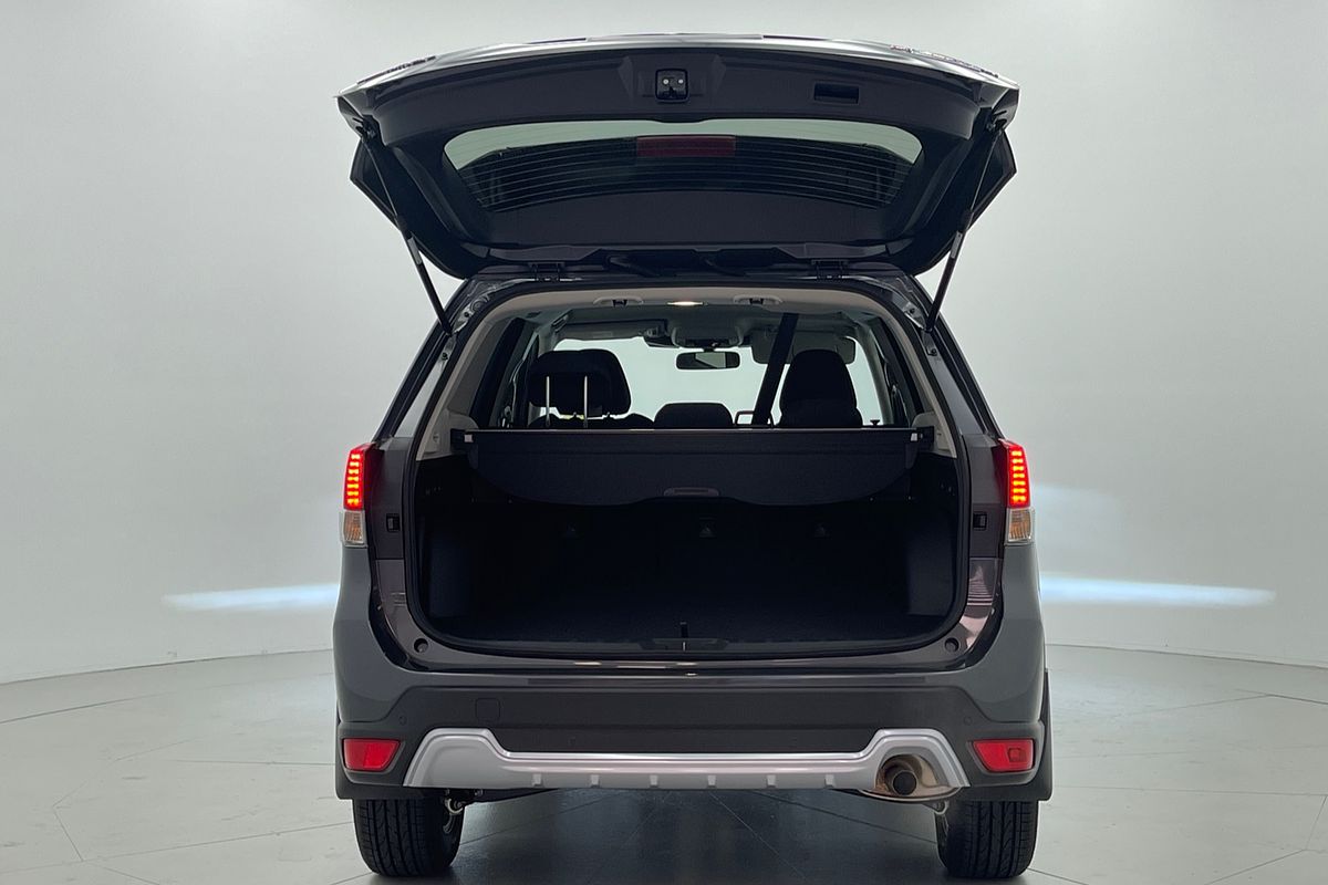 2024 Subaru Forester Hybrid L S5