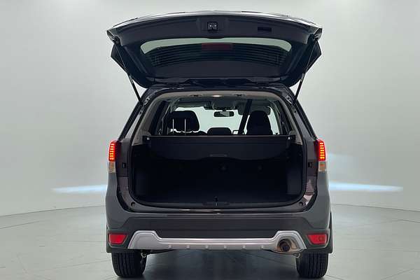 2024 Subaru Forester Hybrid L S5