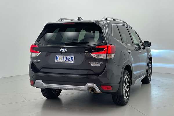 2024 Subaru Forester Hybrid L S5