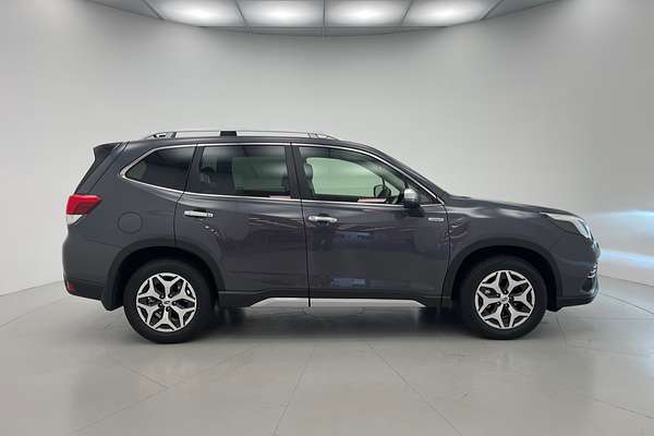 2024 Subaru Forester Hybrid L S5