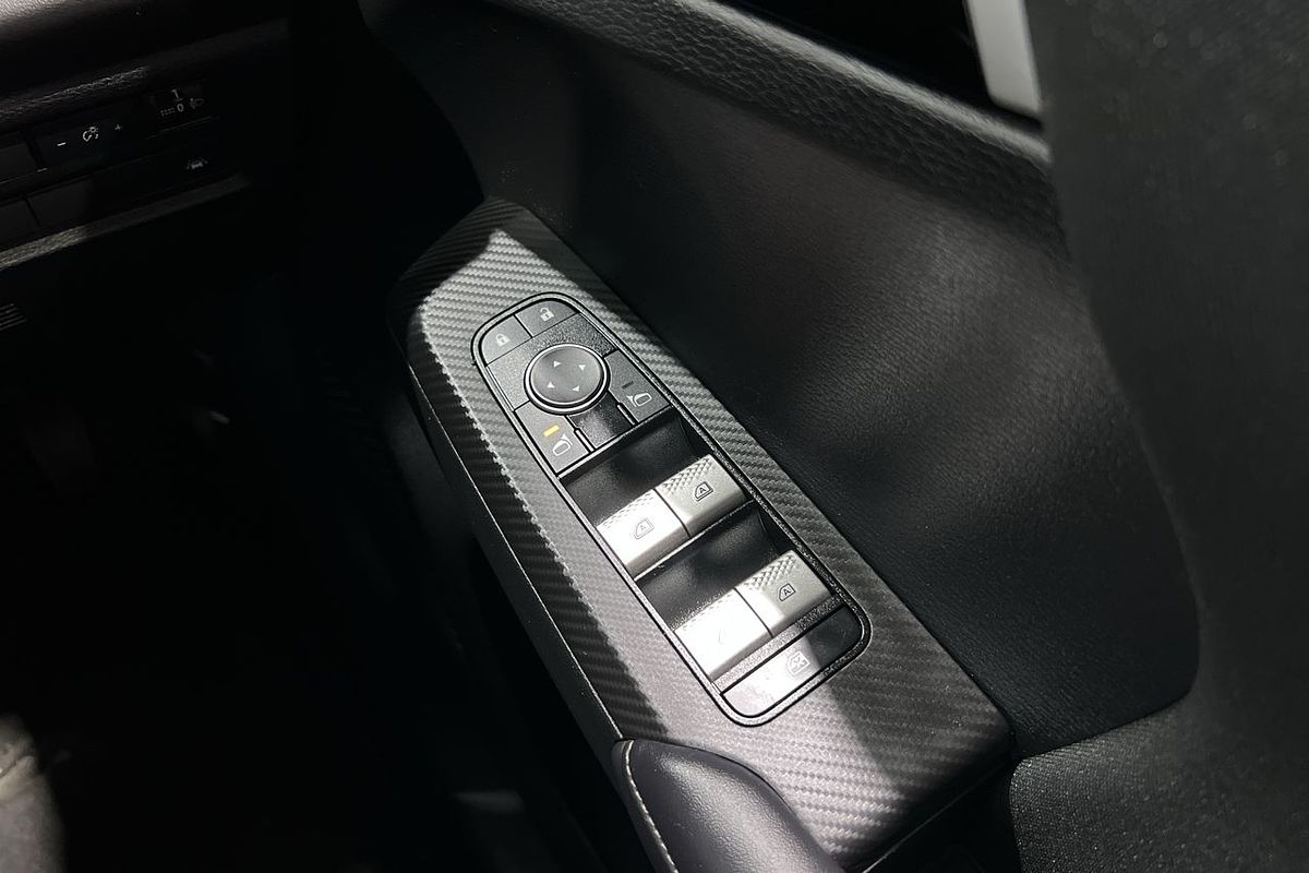 2023 Mitsubishi Outlander ES ZM