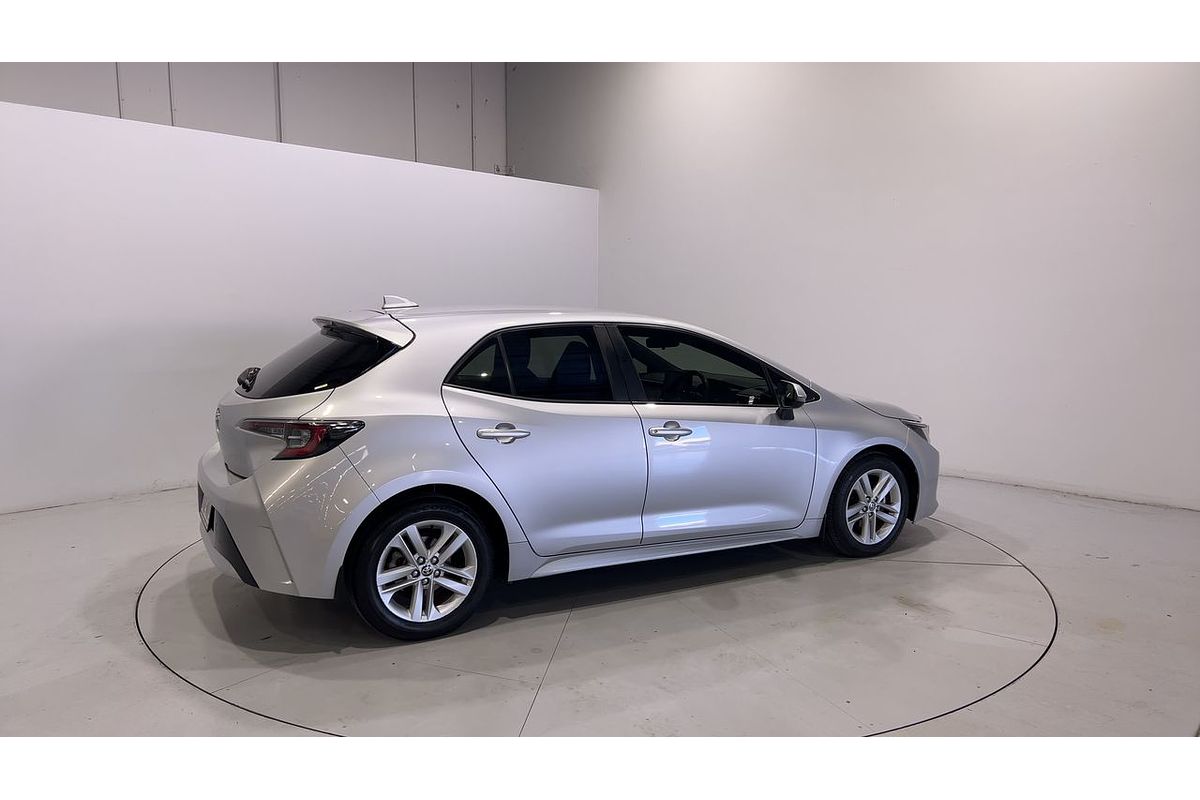 2018 Toyota Corolla Ascent Sport MZEA12R