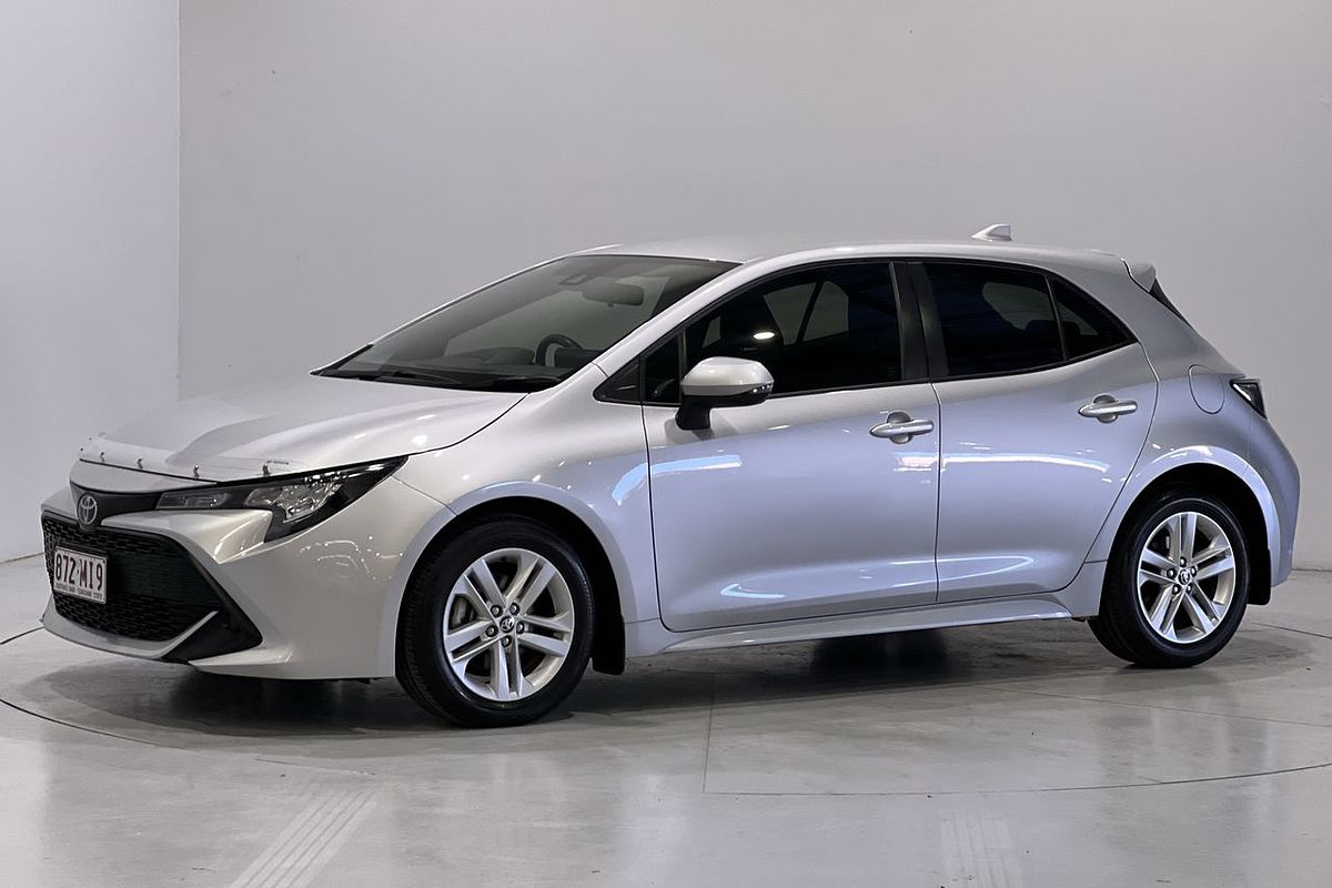 2018 Toyota Corolla Ascent Sport MZEA12R