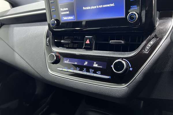 2018 Toyota Corolla Ascent Sport MZEA12R