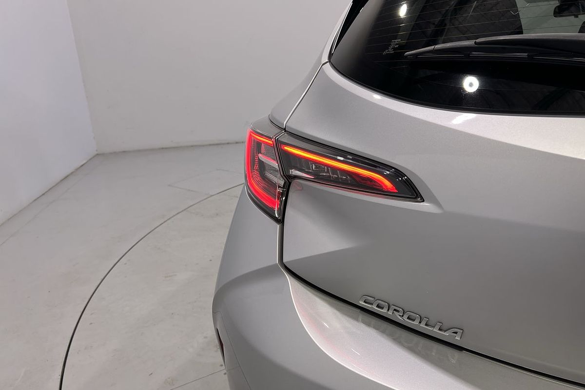 2018 Toyota Corolla Ascent Sport MZEA12R