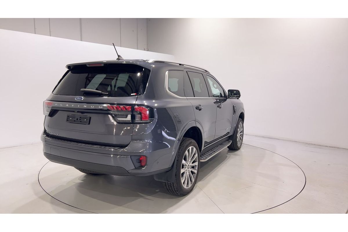2024 Ford Everest Platinum