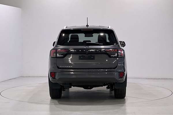 2024 Ford Everest Platinum