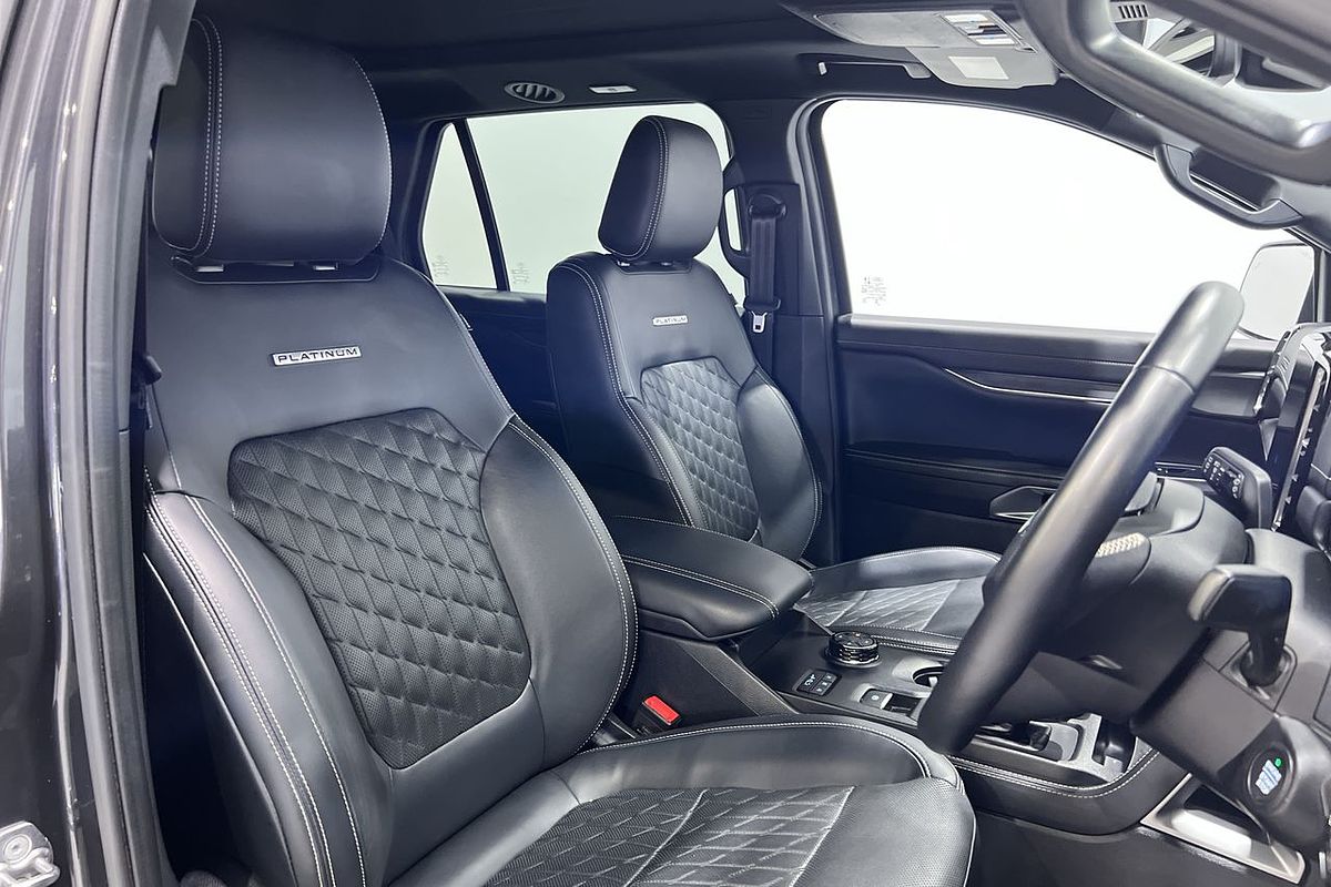 2024 Ford Everest Platinum