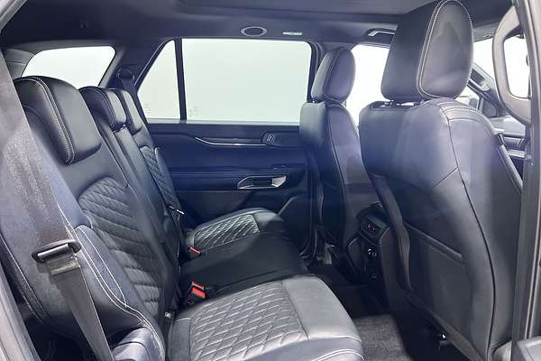 2024 Ford Everest Platinum