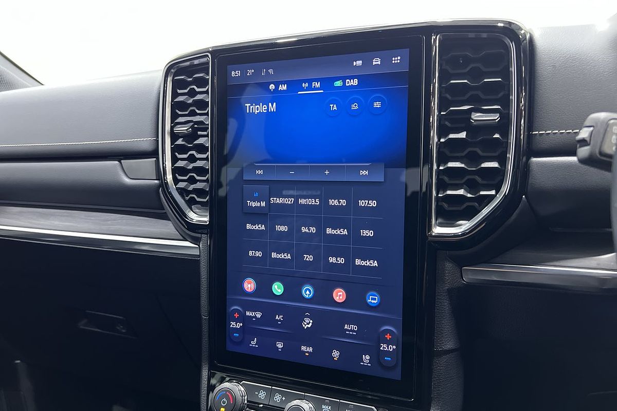 2024 Ford Everest Platinum