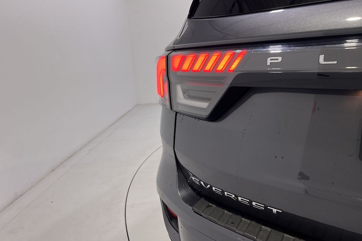 2024 Ford Everest Platinum
