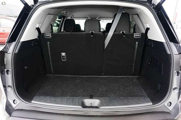 2024 Nissan Pathfinder ST-L R53