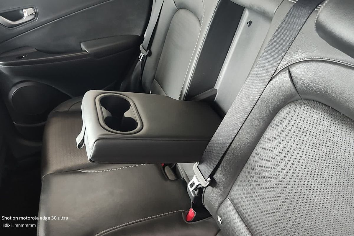 2020 Hyundai Kona Elite OS.3