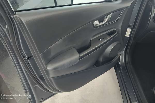 2020 Hyundai Kona Elite OS.3