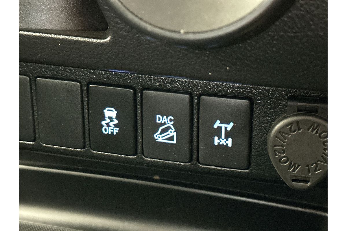 2019 Toyota Hilux SR GUN126R 4X4