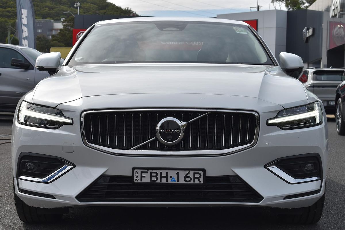 2024 Volvo S60 Ultimate B5 Bright