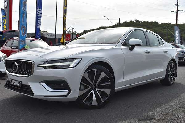 2024 Volvo S60 Ultimate B5 Bright