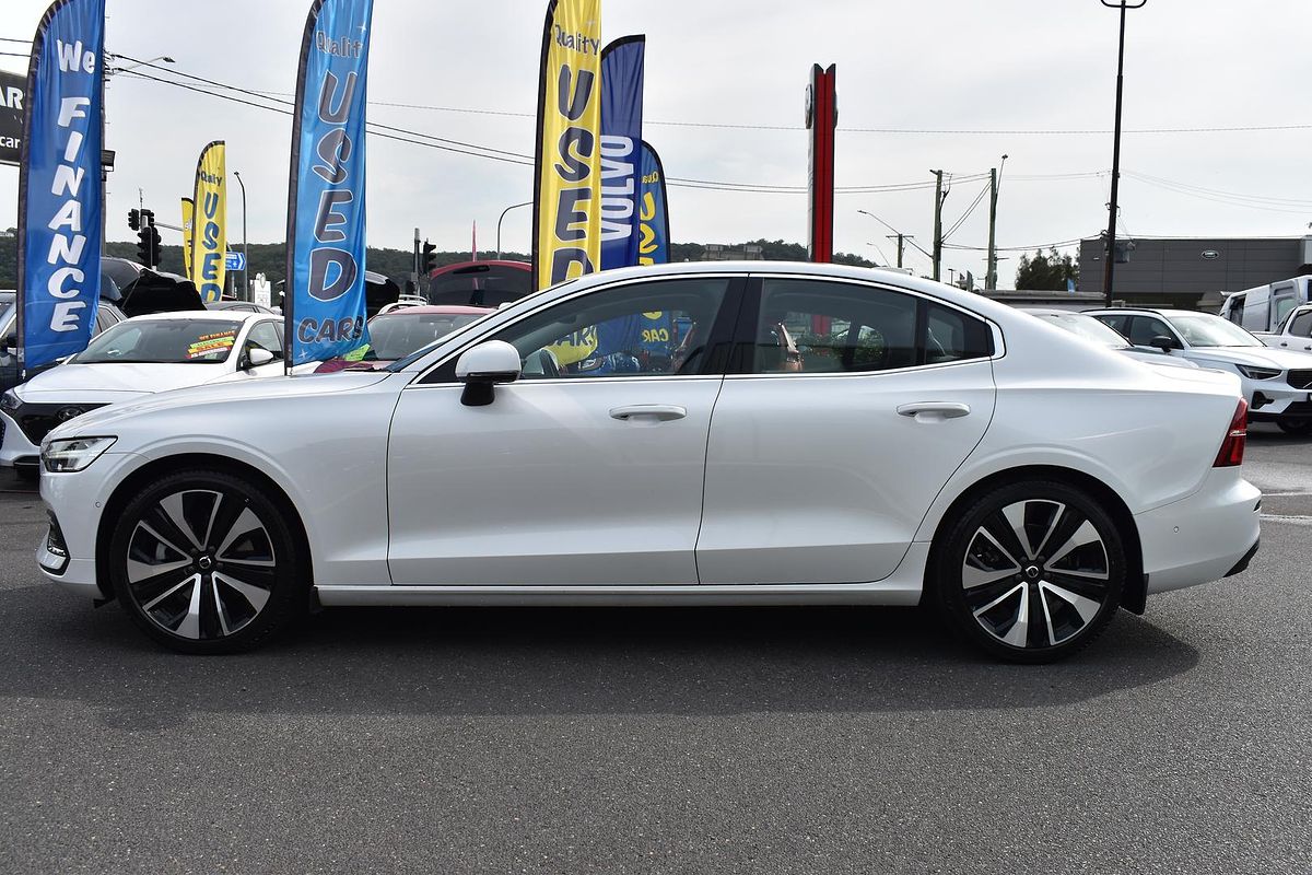 2024 Volvo S60 Ultimate B5 Bright
