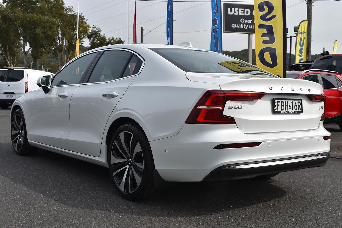 2024 Volvo S60 Ultimate B5 Bright