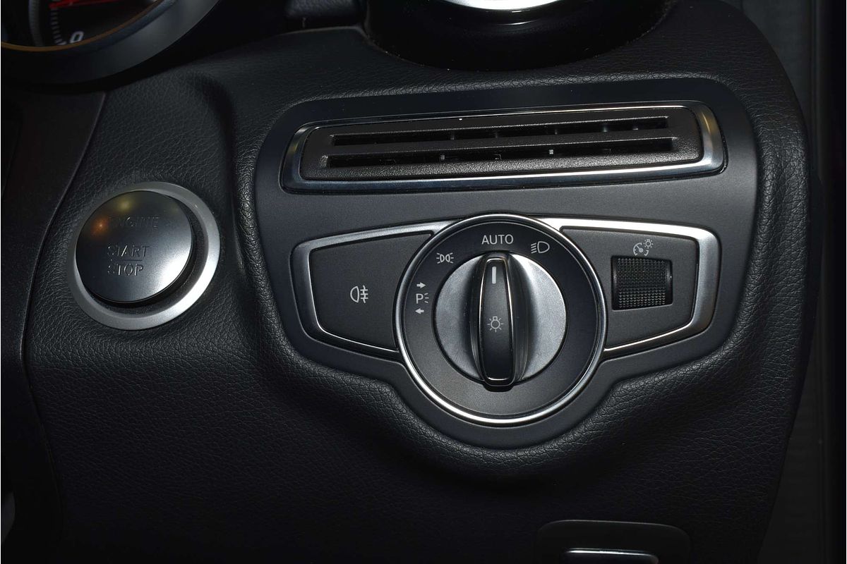 2018 Mercedes-Benz C-Class C200 W205