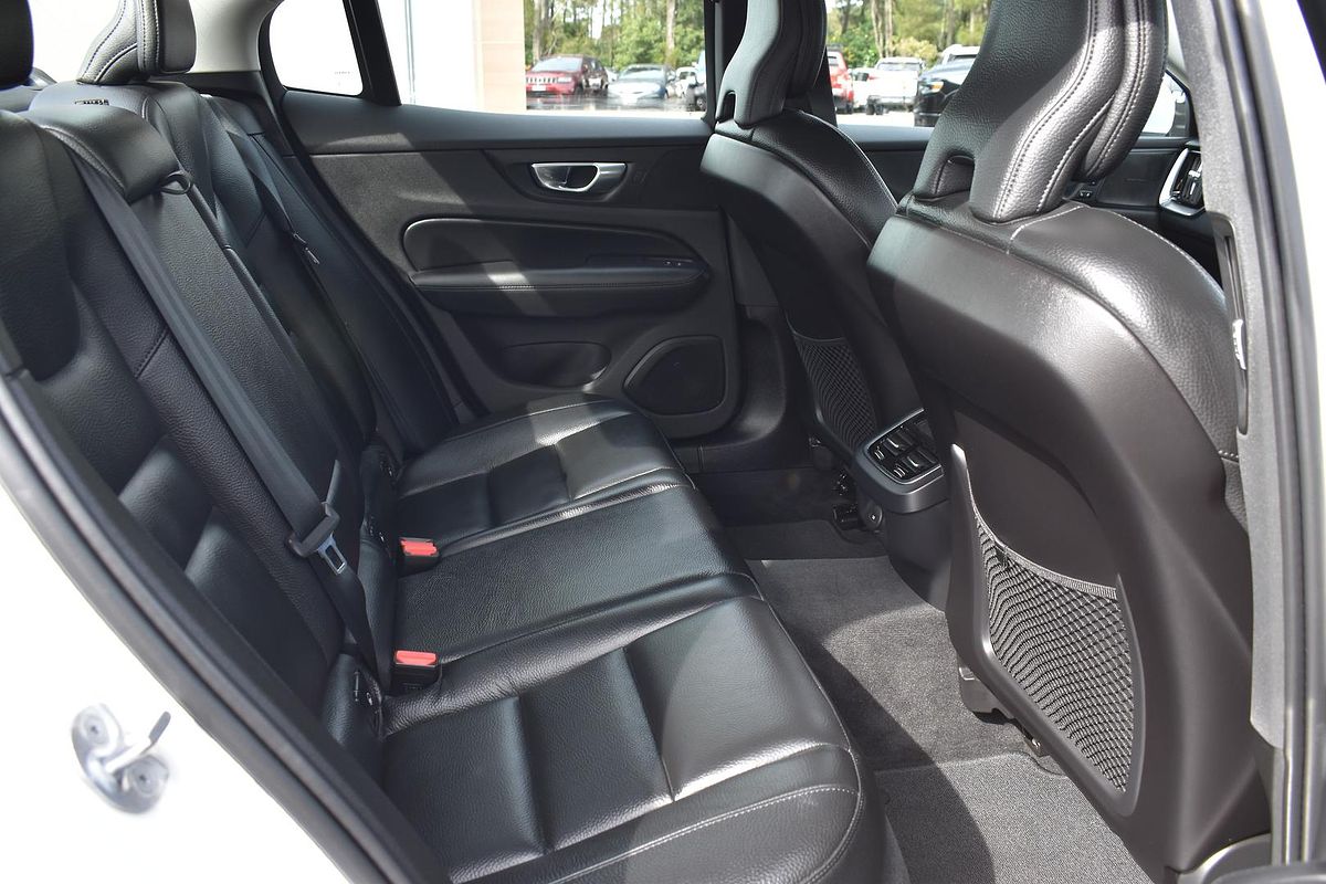 2024 Volvo S60 Ultimate B5 Bright