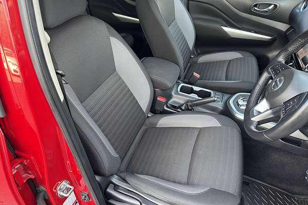 2021 Nissan Navara ST D23 4X4