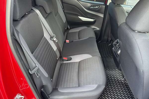 2021 Nissan Navara ST D23 4X4