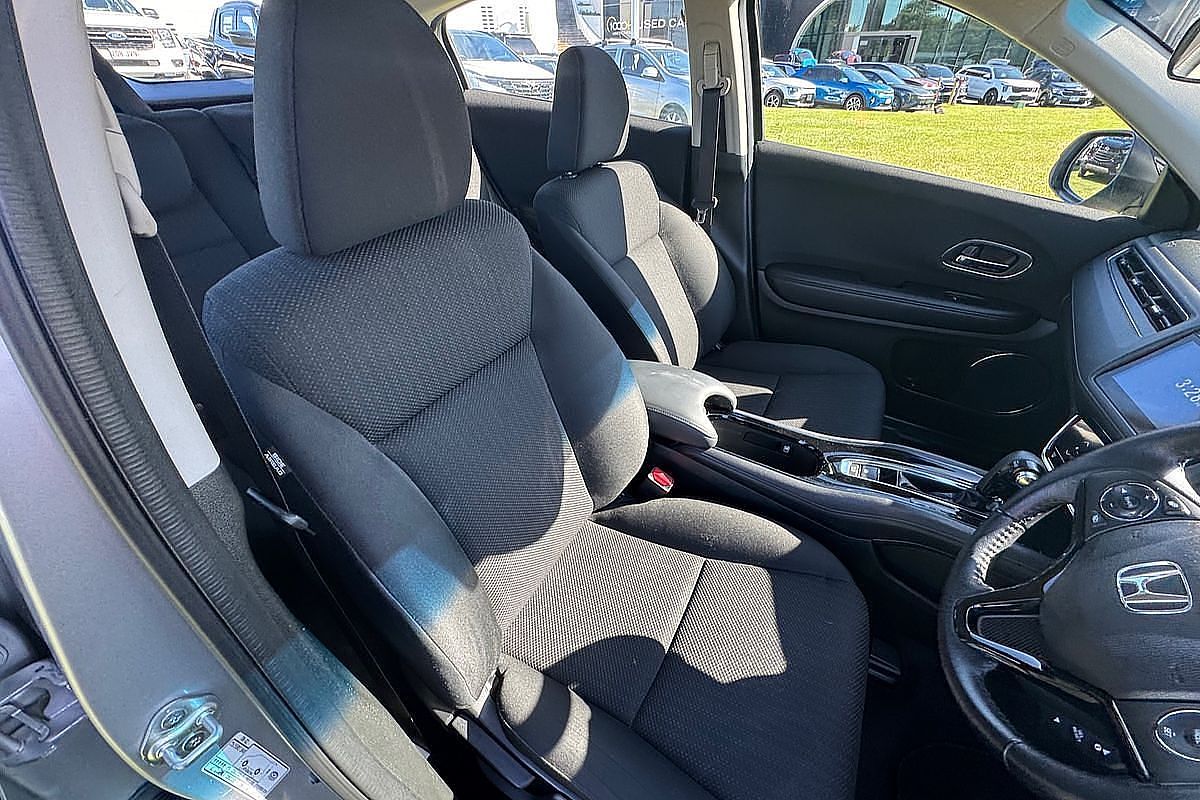 2016 Honda HR-V VTi-S