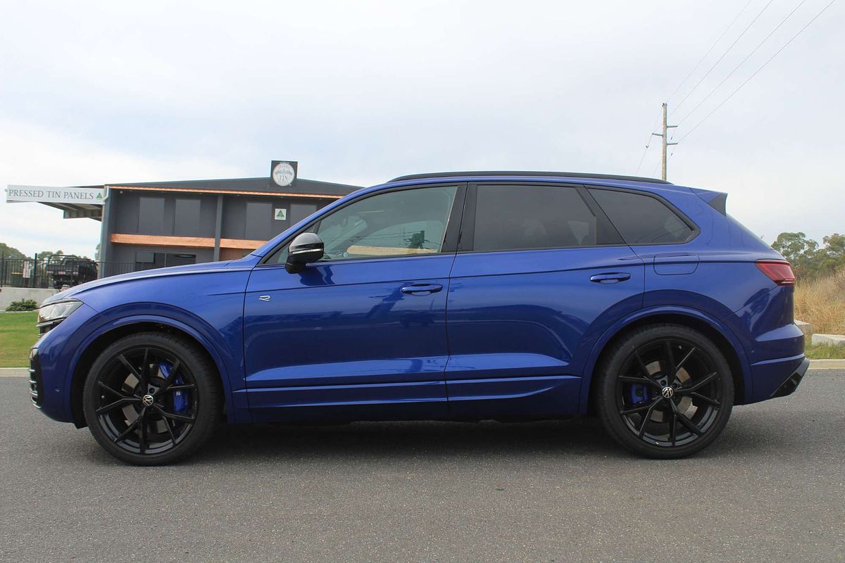 2024 Volkswagen Touareg R RC