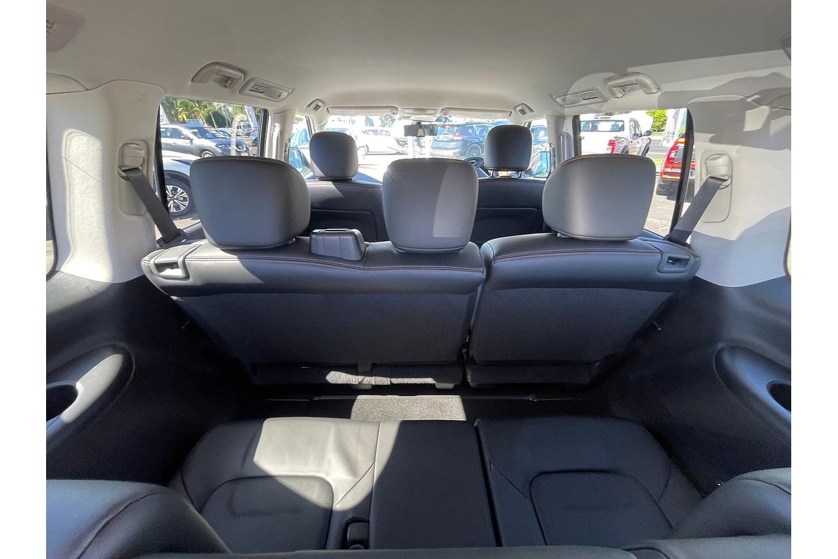 2023 Nissan Patrol Ti Y62