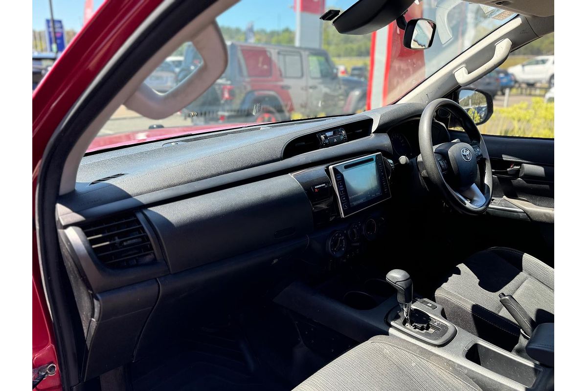 2020 Toyota Hilux SR GUN126R 4X4