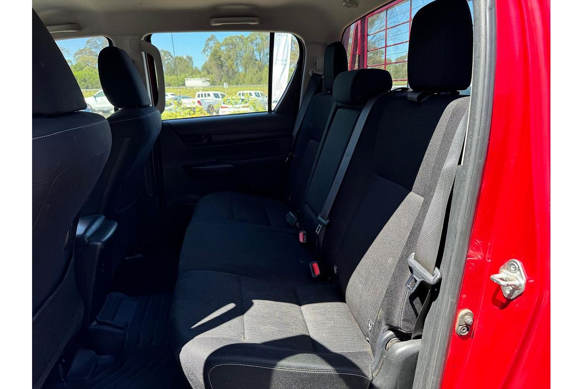 2020 Toyota Hilux SR GUN126R 4X4