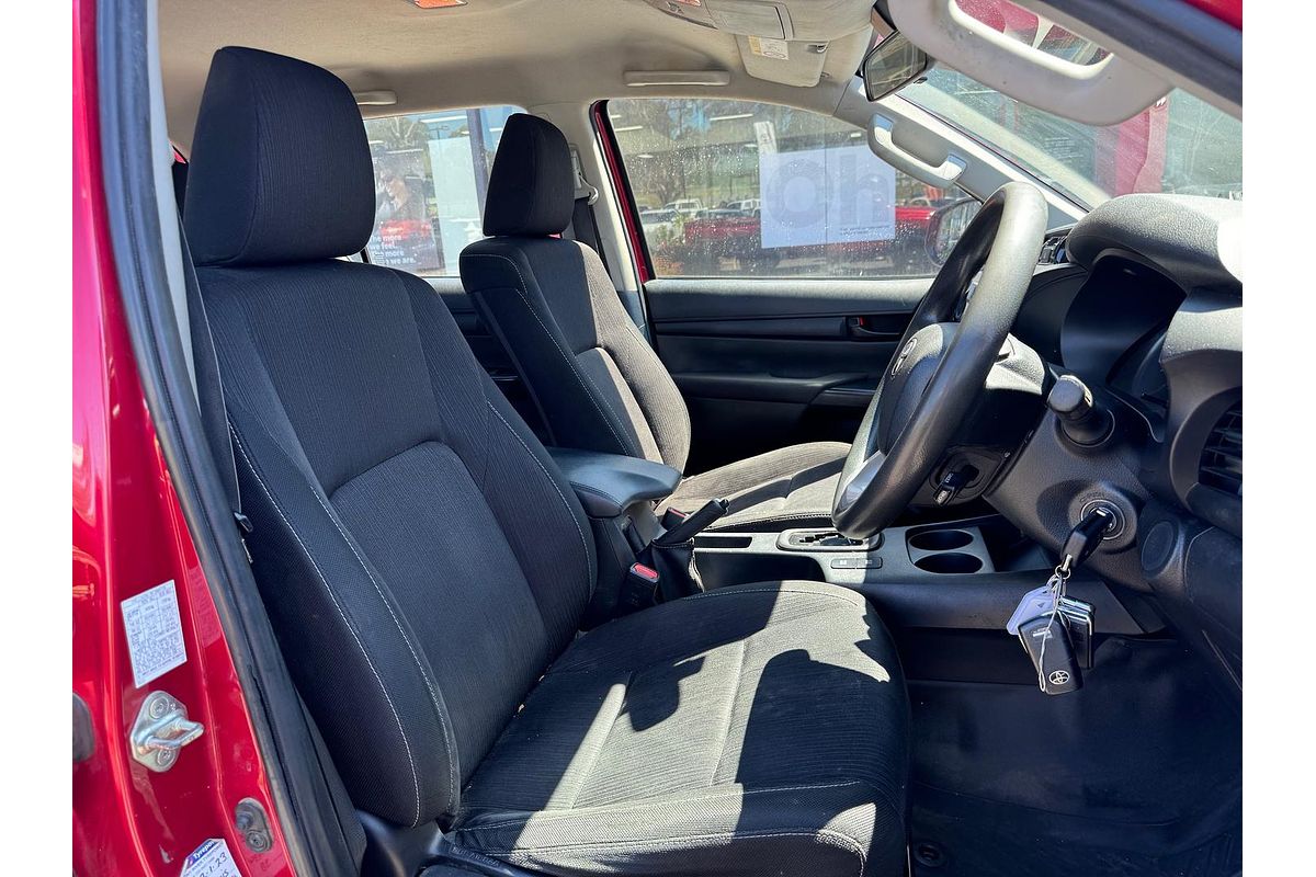 2020 Toyota Hilux SR GUN126R 4X4