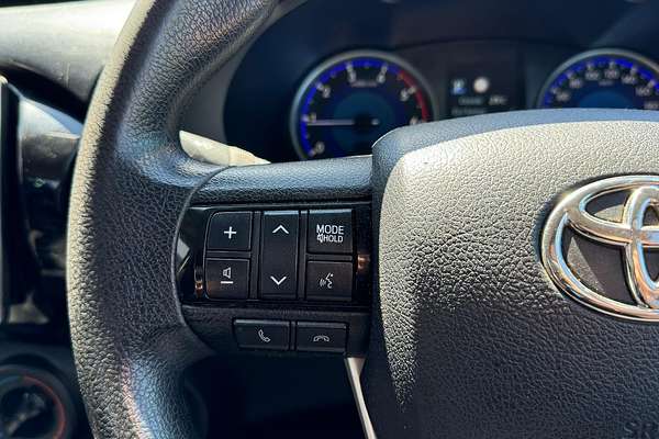 2020 Toyota Hilux SR GUN126R 4X4