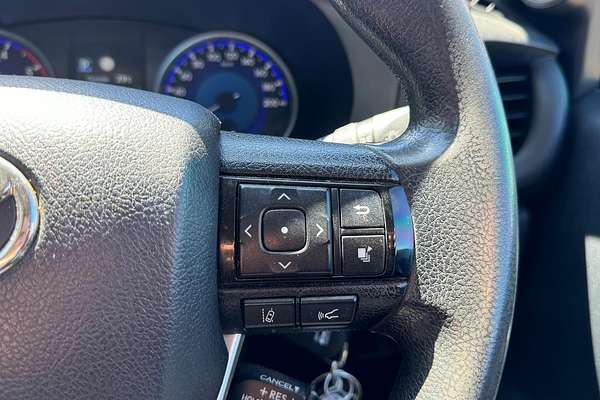 2020 Toyota Hilux SR GUN126R 4X4