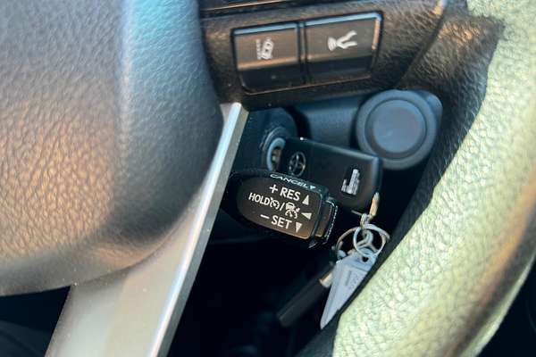 2020 Toyota Hilux SR GUN126R 4X4