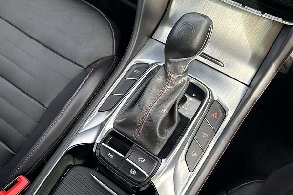 2023 MG HS Essence SAS23