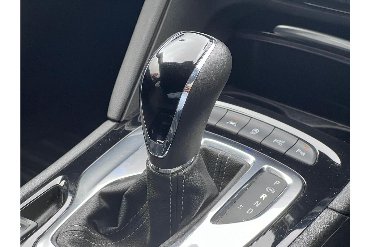 2019 Holden Commodore LT ZB
