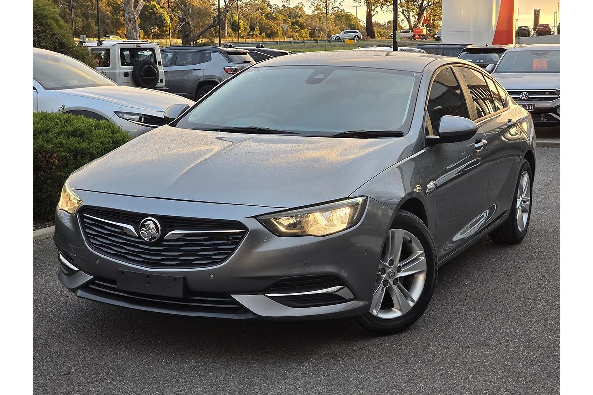 2020 Holden Commodore LT ZB